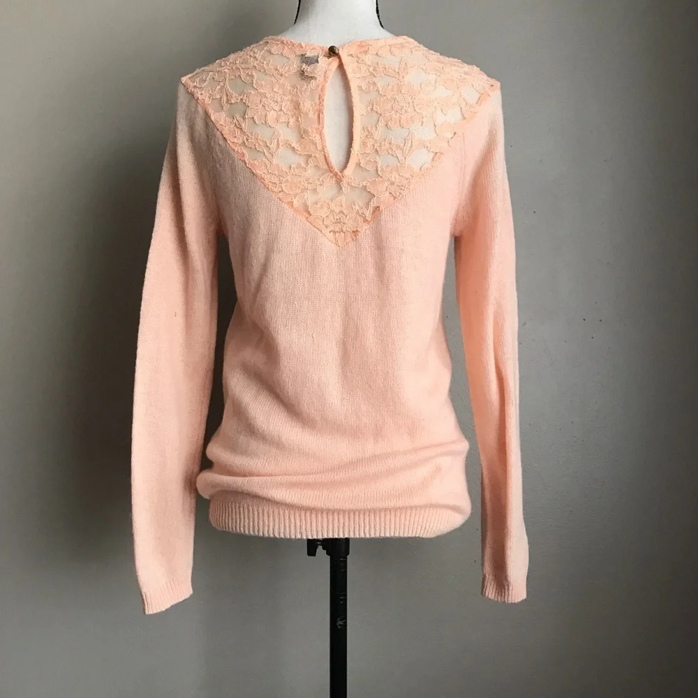 [F21] Cozy Lace Sweater